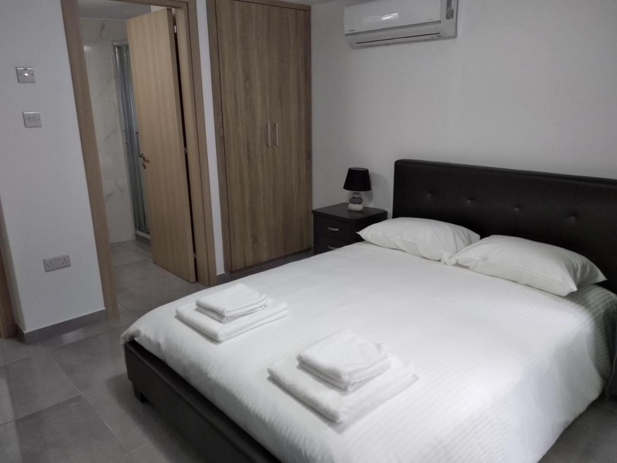 Cozy Place In The Heart Of Harbor Appartement Paphos Buitenkant foto