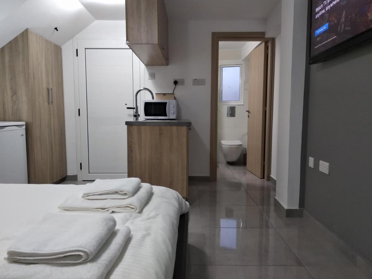 Cozy Place In The Heart Of Harbor Appartement Paphos Buitenkant foto