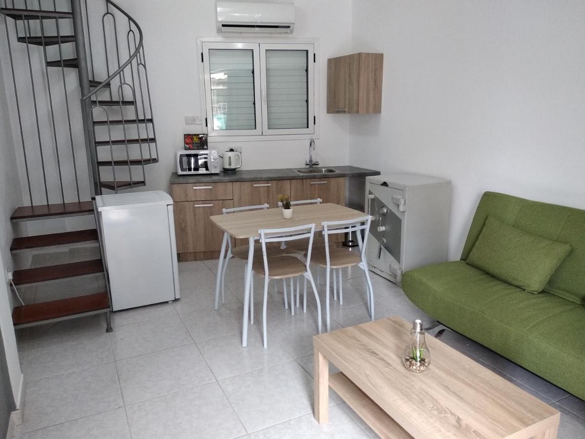 Cozy Place In The Heart Of Harbor Appartement Paphos Buitenkant foto